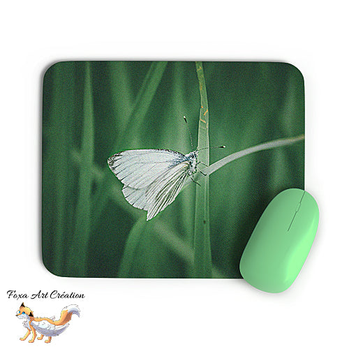 Tapis de souris Papillon Blanc, Insecte, Ambiance Verte, Photographie nature, décoration de bureau