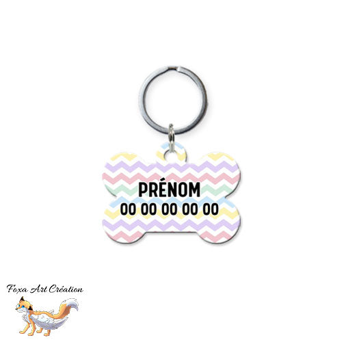 Médaille chien personnalisée motif zigzag pastel forme os