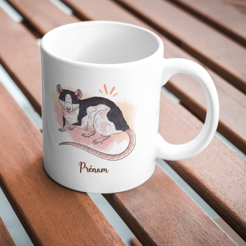 Mug personnalisé rat domestique personnalisable avec prénom par Foxa Art Création. Choisissez parmi 9 couleurs de pelage. Fait main en France.